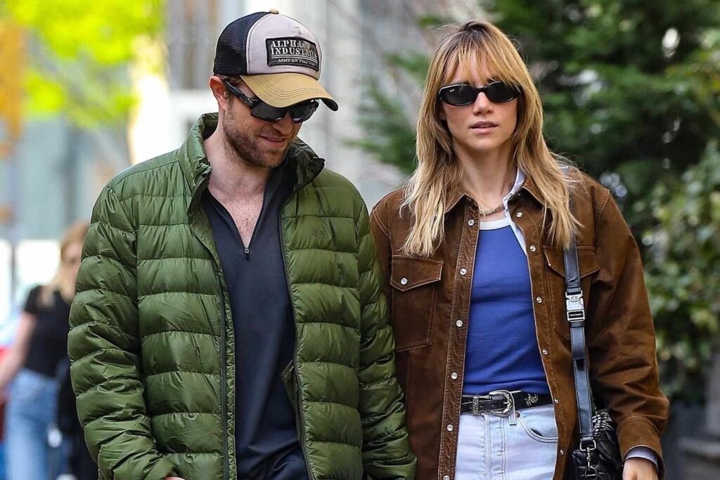 Suki Waterhouse & Robert Pattinson