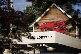 What’s Replacing Red Lobster and TGI Fridays Locations?